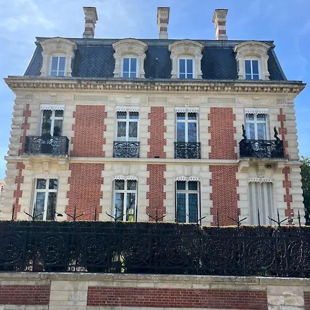 La Halte Des Cavaliers Guest house Compiegne