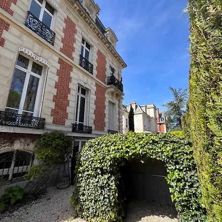 Pensión La Halte Des Cavaliers Compiègne