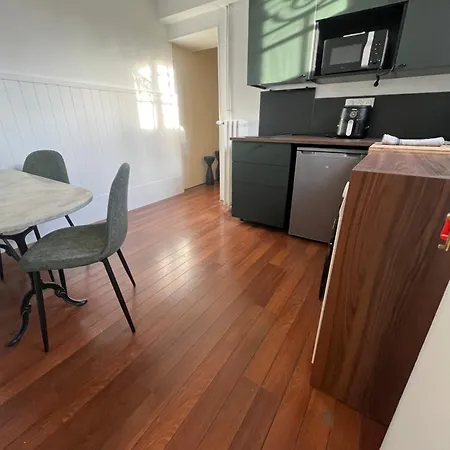 Duplex Avenue Royale 3*